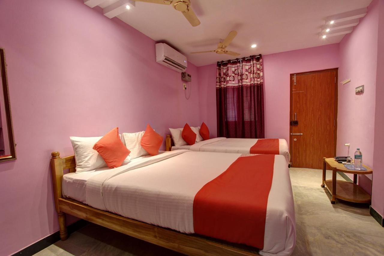 Oyo 38664 Rt Residency Hotel Golden Rock Buitenkant foto